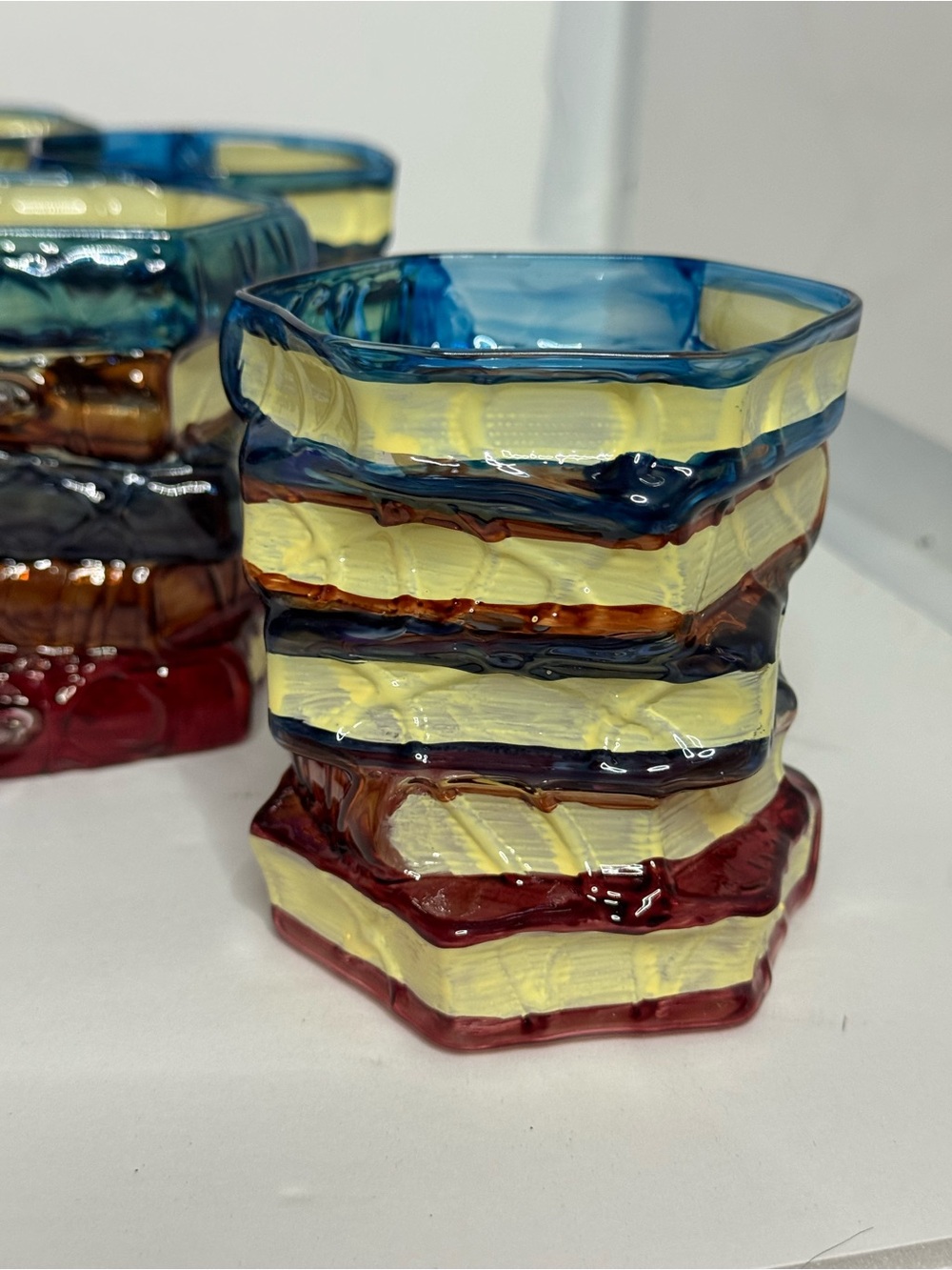 Set of Colorful Stacked Hexagon Glass Mugs - Picture 3 of 5